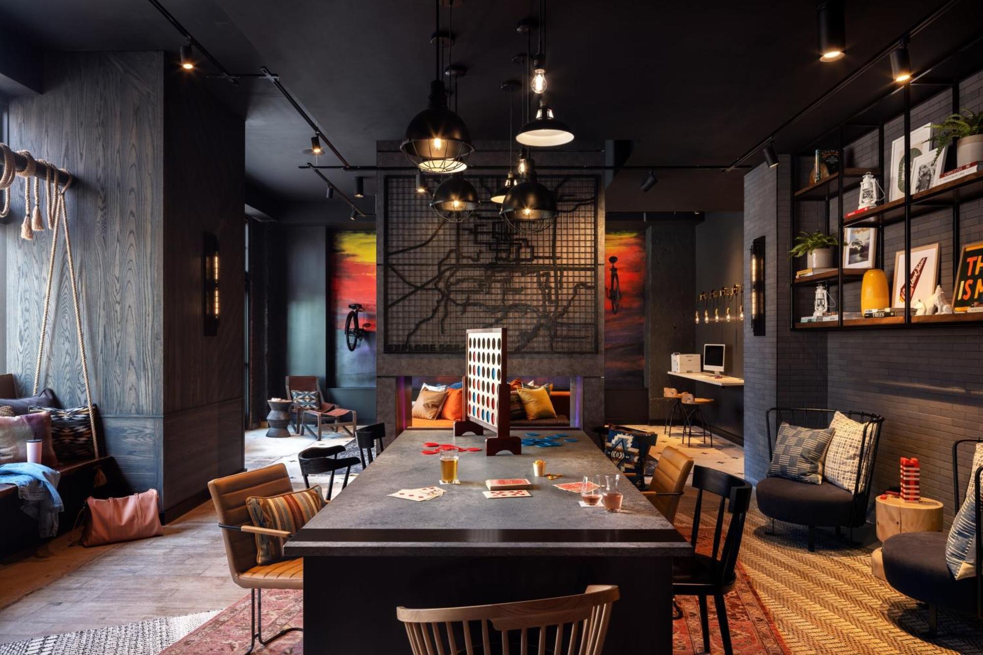Hotel Moxy Springfield Downtown Extérieur photo